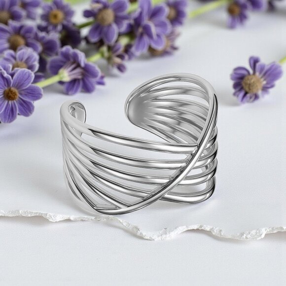 🆕 Modern Chic Crisscross Ring 18K Gold Plated Stainless Steel Adjustable Band - Picture 8 of 10